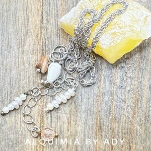 SHELLS 🐚  AND PEARLS + Silver and Cream Bracelet